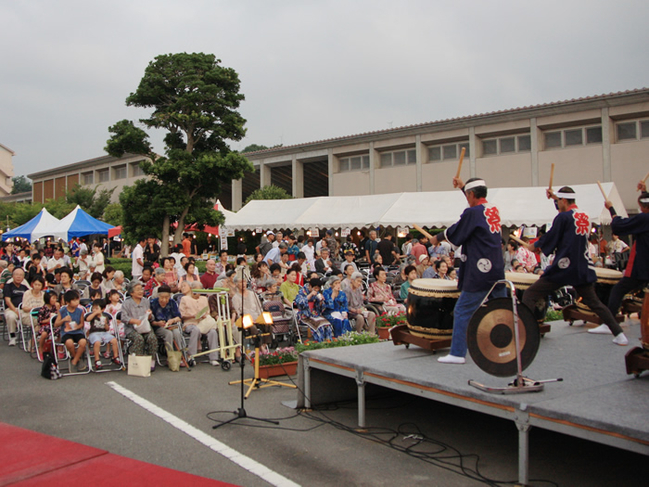 ミレ青山夕涼み会　太鼓演奏