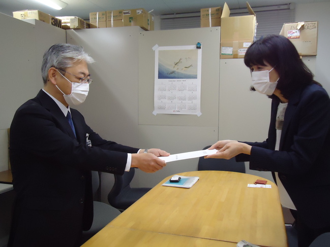 田辺軽費部会長より島根県へ提出